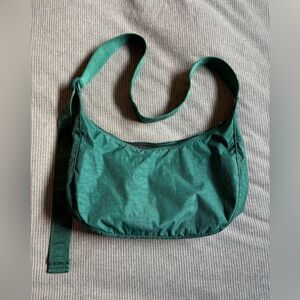 BAGGU Medium Nylon Crescent Bag - Cypress